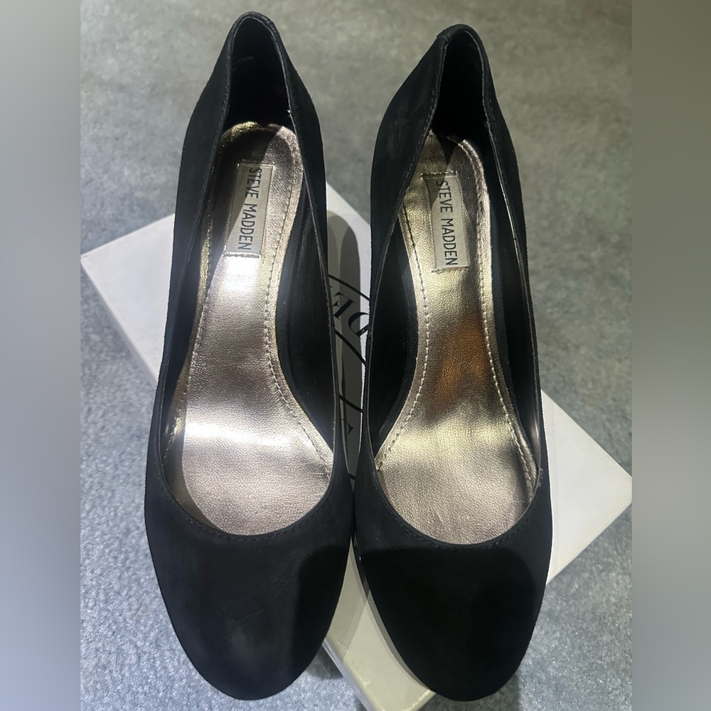 Steve Madden 3inch Black Suede Heels